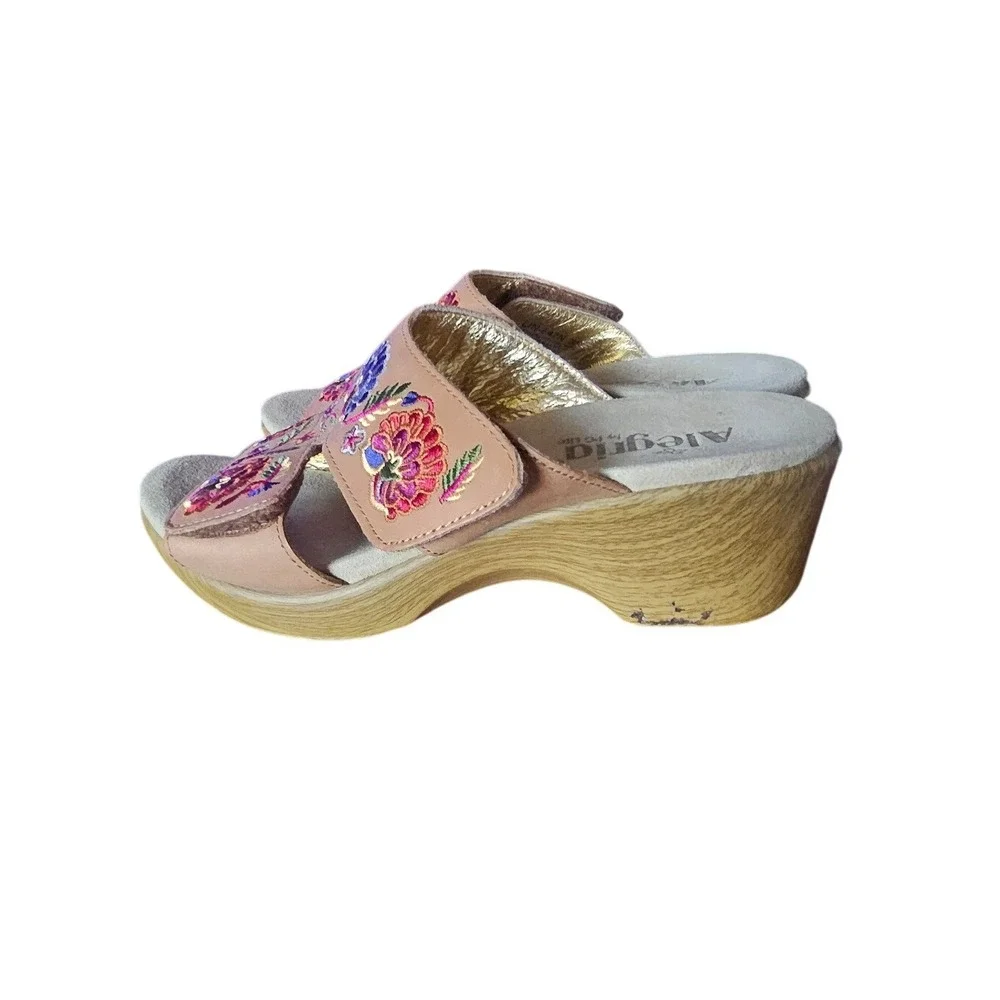 Allegra Linn Floral Embroidered Slide Wedge Sandals Sz 38 Boho Colorful Comfort